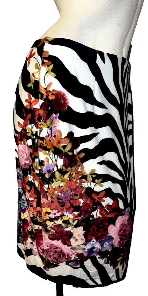 Falda lápiz forrada con estampado floral y animal colorido talla 8 de Boston Propey para mujer Foto 2 de 4