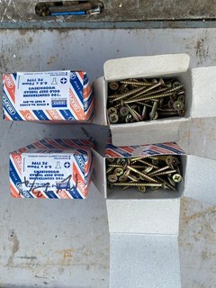 JOB LOT OF SCREWS WOOD SCREWS WOODWORK D I Y HOBBY SHED WORKSHOP DRAPER 6X70MM