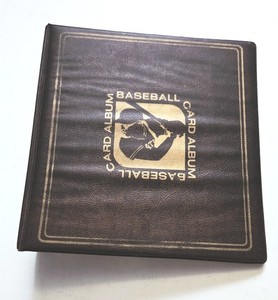 Baseball Card Album w/ 600 + FLEER 1989 + Checklist Prospects Superstar Specials