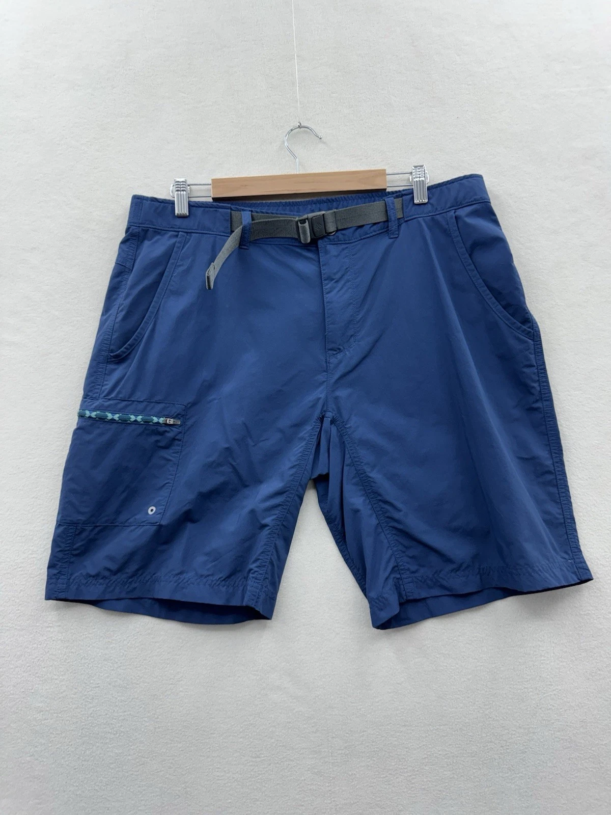 Columbia Men’s 38x10 Blue Belted Cargo Shorts Omni Shade Regular Fit Lightweight