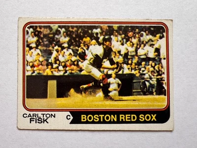 1974 Topps #105 HOFer Carlton Fisk Boston Red Sox (~VG) - Image 1 of 2