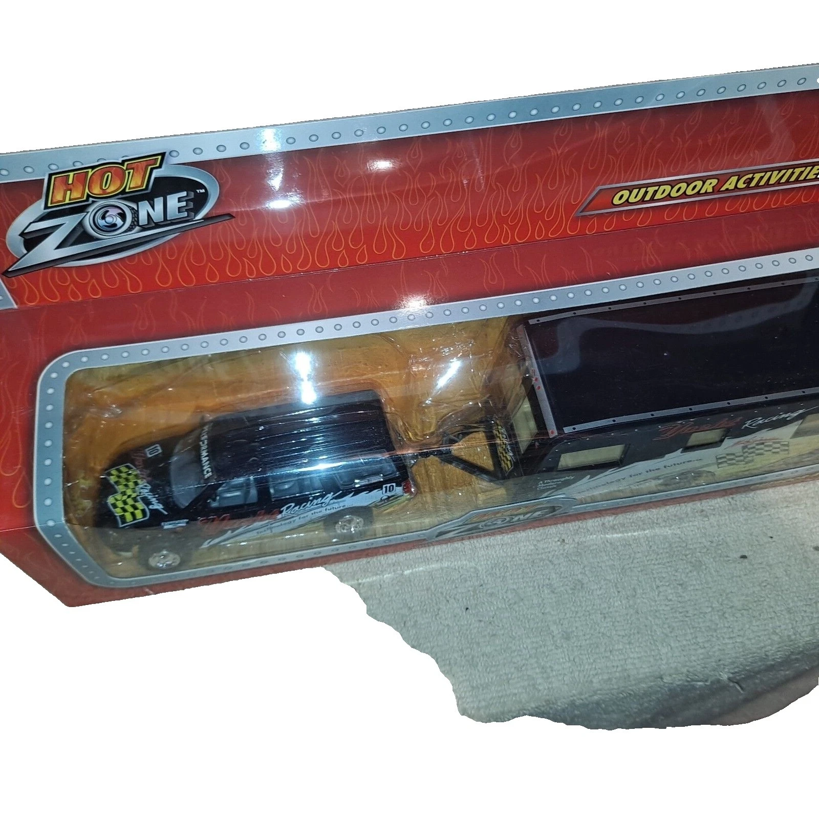 Hot Wheels Racing 系列压铸坦克和军用车辆