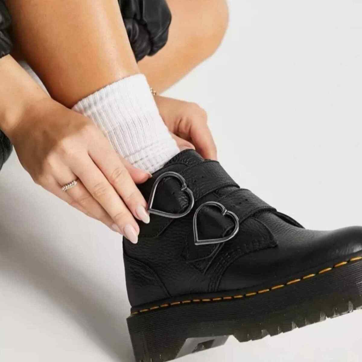 Dr Martens DEVON HEART PLATFORM Boots Rare Find Soft Rich Dr Martens DEVON HEART PLATFORM Boots Rare Find Soft Rich
