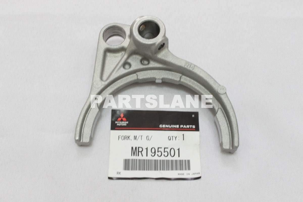 Mitsubishi Delica L200 Pajero OEM M/T Gearshift 3rd & 4th Fork