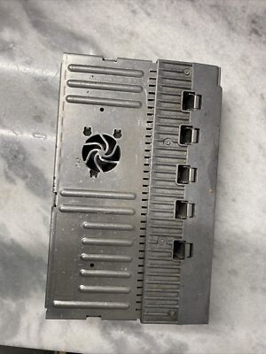 2010 Mercedes W221 S550 Harman Kardon Radio Amplifier A 221 820 67