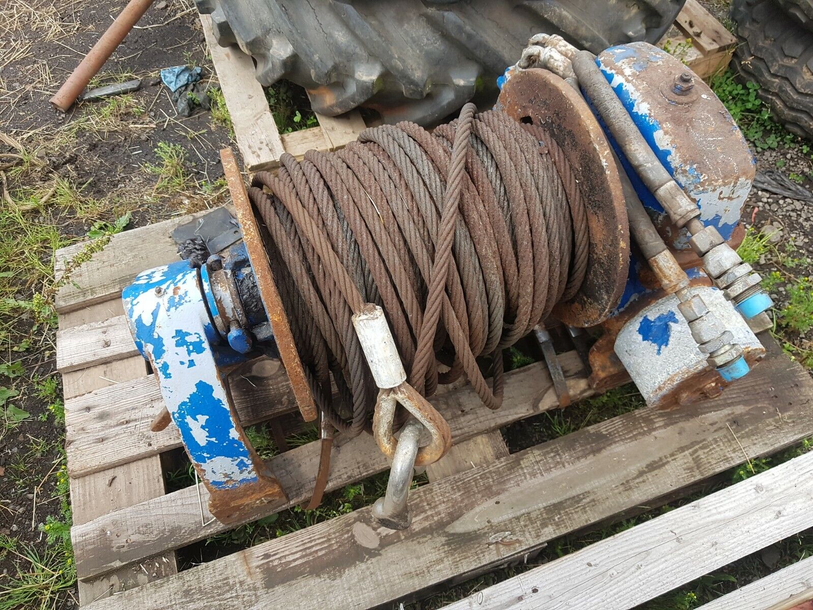 Large Tulsa Hydraulic Winch 15mm rope