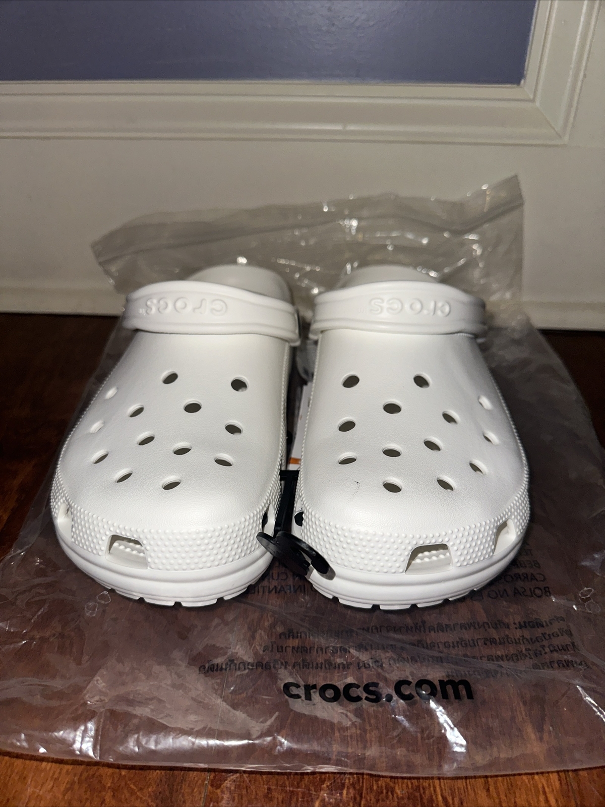 Crocs Classic Clog Unisex Croslite Shoes - White
