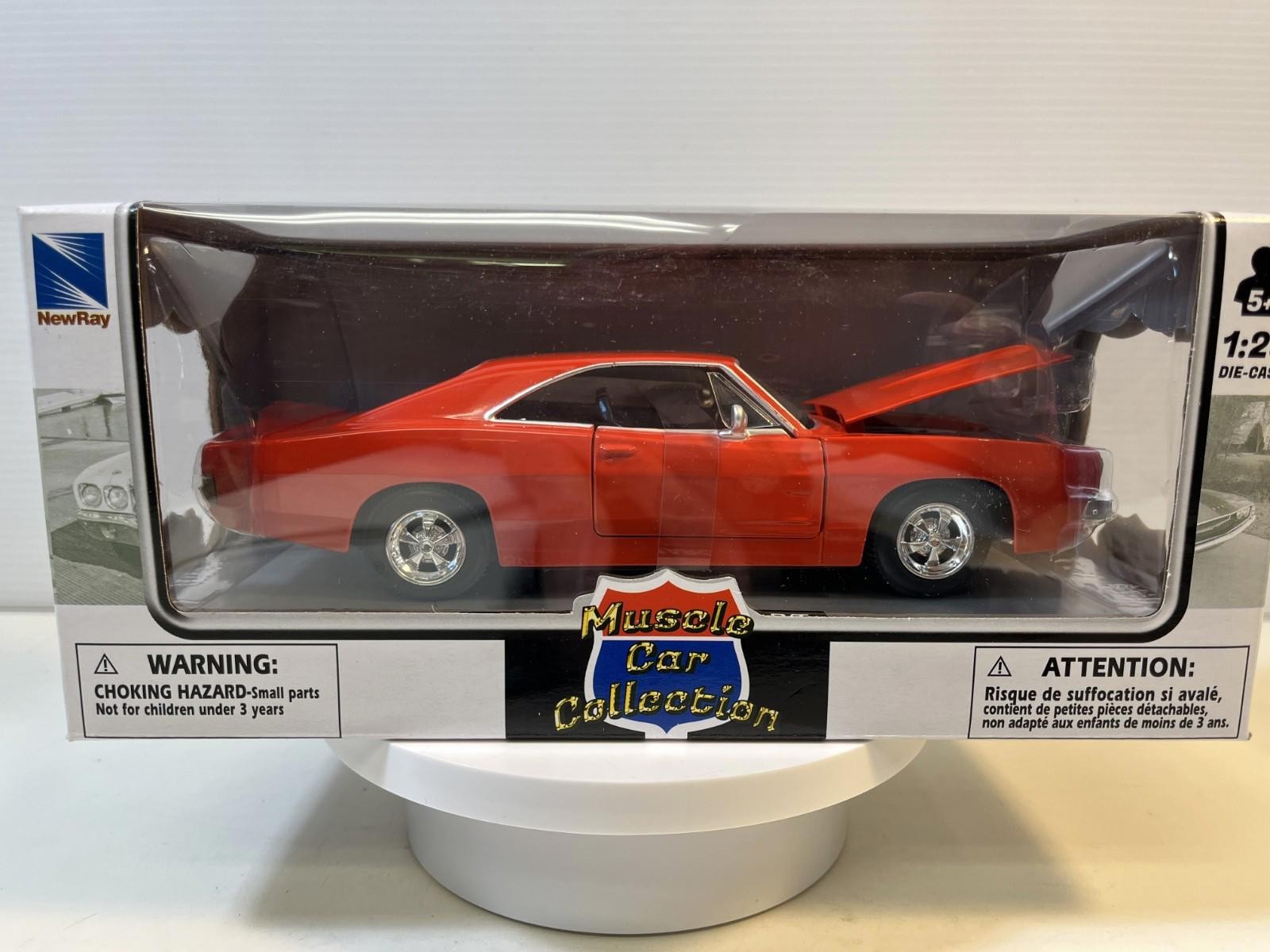 : 1/24 Scale, New In The Box By New Ray