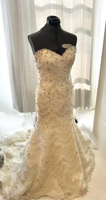 Fiore Couture Unworn Wedding Dress   Designer Bridal Gown   Sample   Size S/M