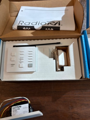 Lutron SET RAMC-10T-RL-WH / RAMC-MFE-WH / RA-VCTX-wh (2) RA-GRXI-WH (2) RadioRA - Bild 5 von 10