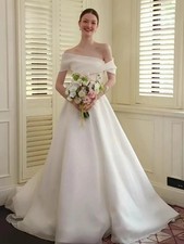 Off-Shoulder A-Line Backless Wedding Dresses Organza Sleeveless Bride Gowns