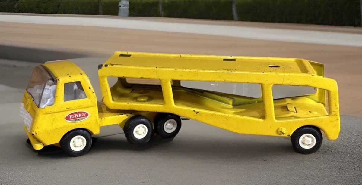 Camion Transporteur Tonka Vintage - 50 Cm De Long En Métal - Patiné Par Le Temps
