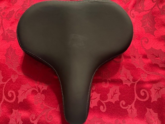 Schwinn Cruiser Bike Saddle with Foam and PU Cover NWOT