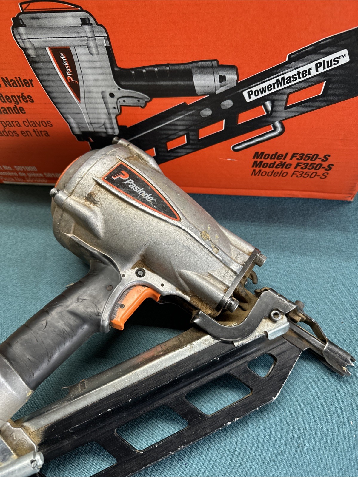 Paslode F350S PowerMaster Plus 2" to 3-1/2" Pneumatic Framing Nailer