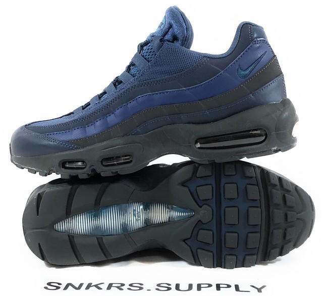 air max 95 essential squadron blue  and  navy