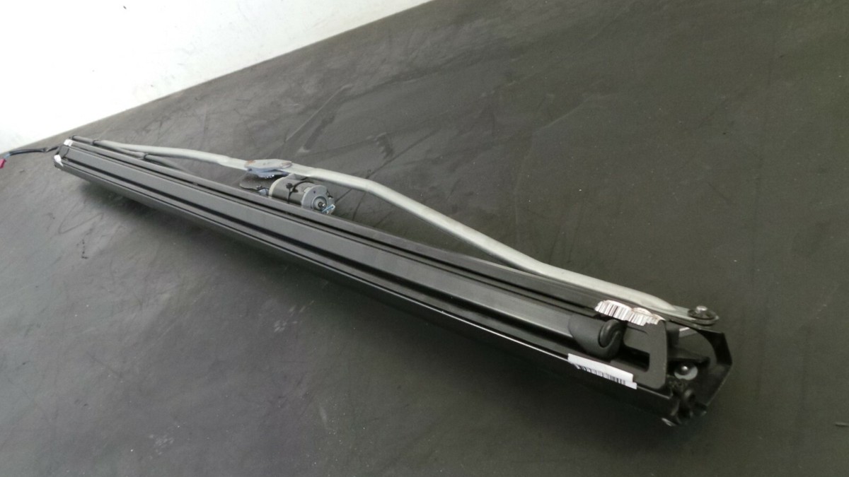 1Y7513 BMW 3er E90 E91 Sonnenschutzrollo Elektrisch Heckrollo 
