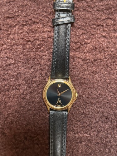 Orologio Movado Museum 87 E4 0823 placca oro - Donna