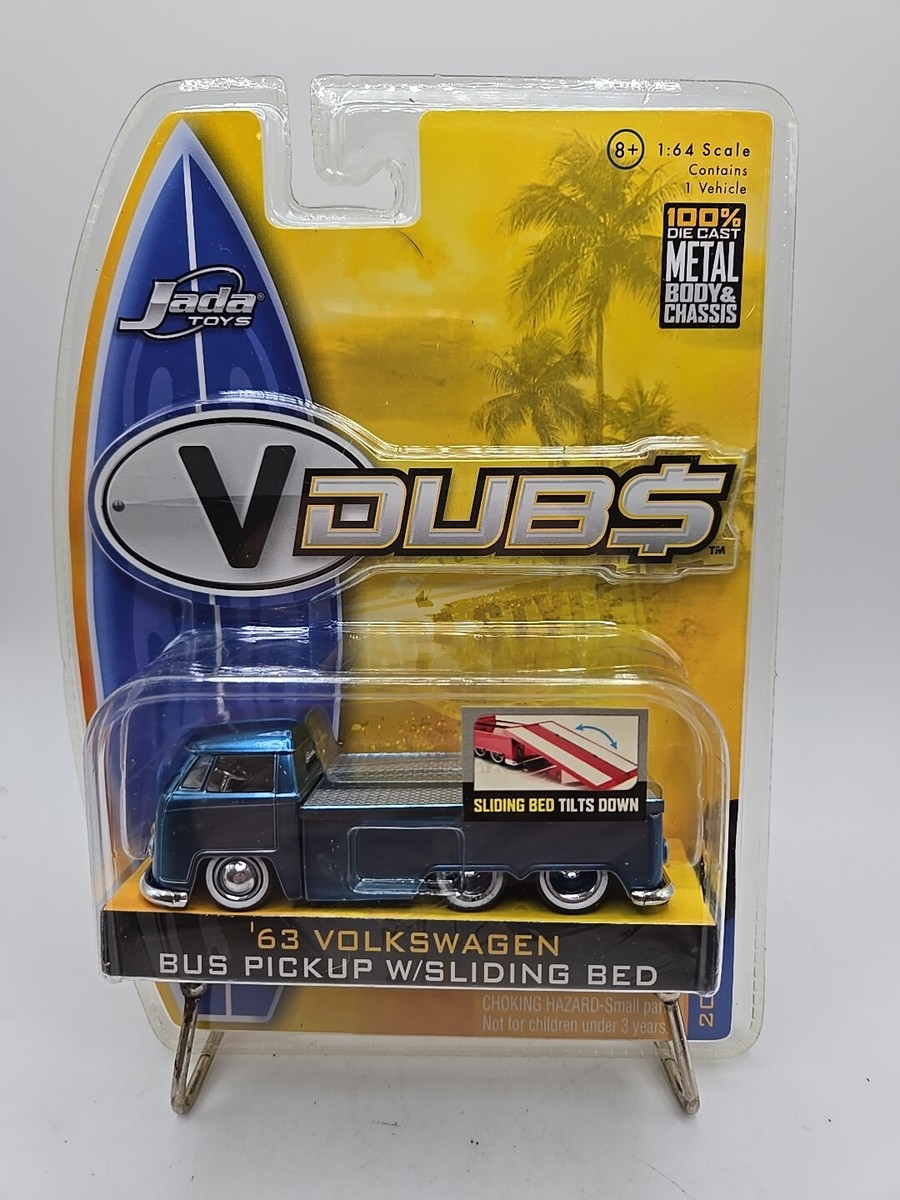 63 VOLKSWAGEN BUS PICKUP W/SLIDING BED 1:64 JADA VDUBS (bin