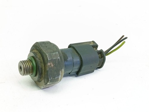 BMW 5 E39 2001 BMW 5 E39 Druckschalter Drucksensor Klimaanlage 8370623 UST136152