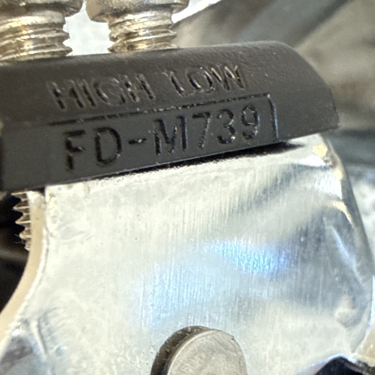 Dérailleur Avant Shimano XT FD-M738 Vintage VTT, Fixation Par Collier, Top Pull, Triple Plateau