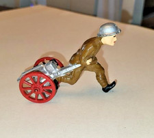 Barclay Manoil Lead Army Soldier Pulling Cannon on Wheels vintage 1940"s figure