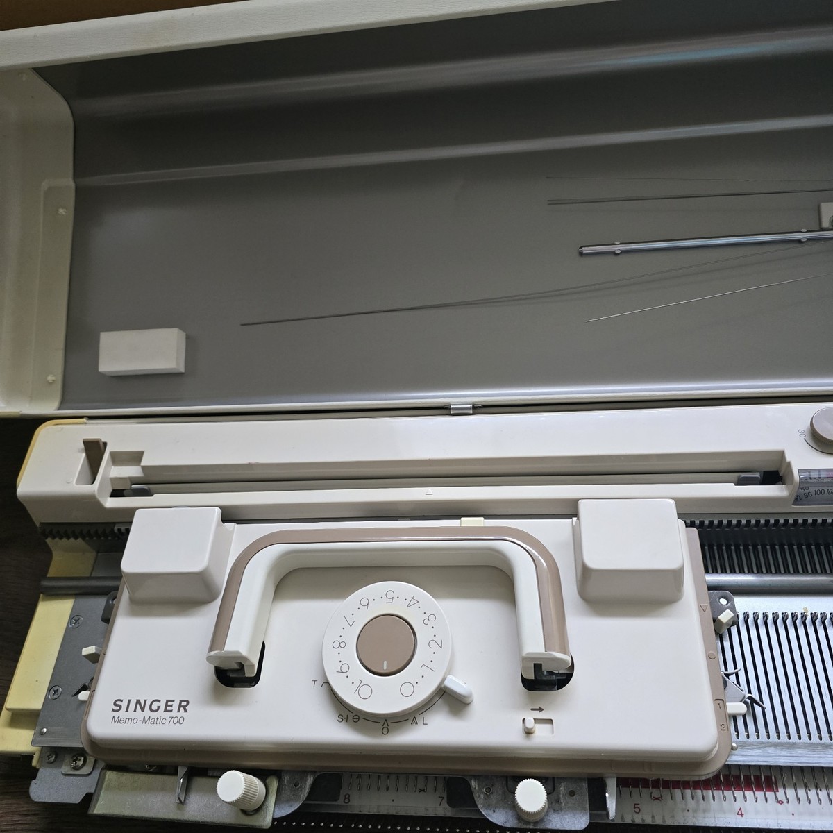 Knitting Machine Singer Memo-Matic 700 Double Bed | eBay