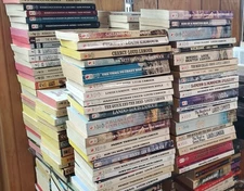 Western Books - Louis L'Amour and other authors  - Build a Collection #1