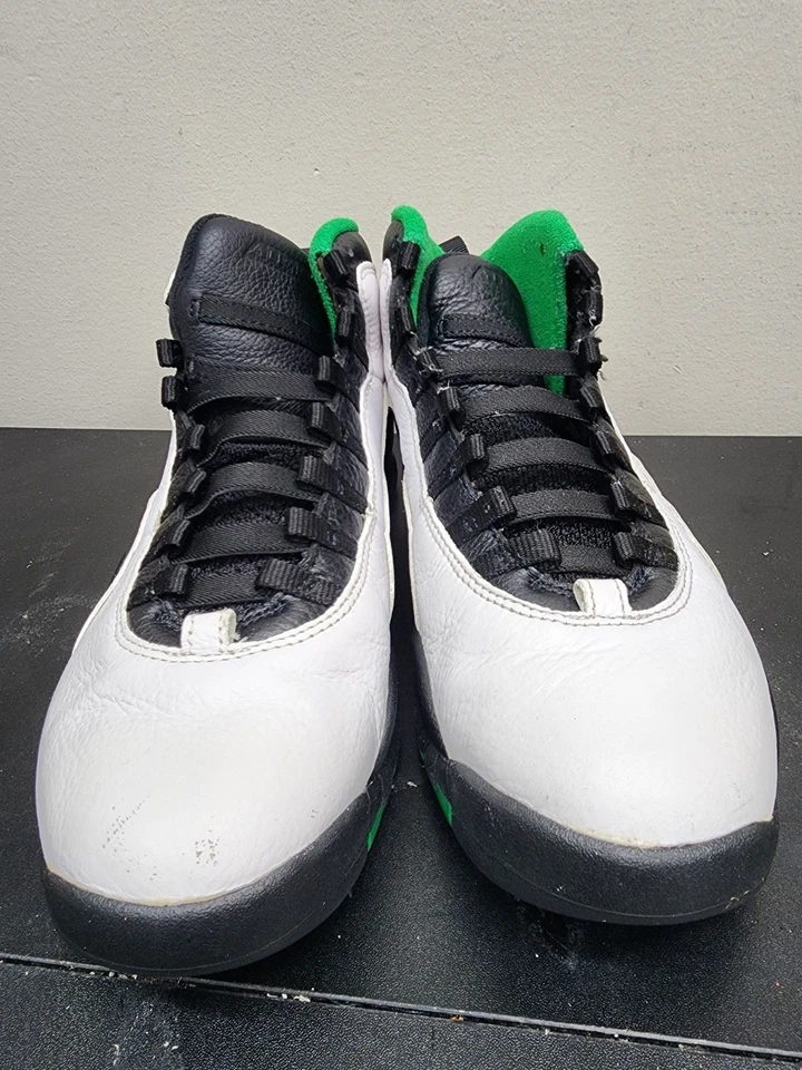 Talla 9 - Air Jordan 10 Retro 2019 Seattle (310806-137) Foto 2 de 4