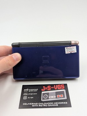 Nintendo DS Lite Cobalt Black   Bottom Screen Flashes   AS-IS + Charger