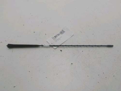 ANTENNE Volkswagen Polo IV (9N1/2/3) Hatchback 1.4 TDI 80 (BNV) 2006 1J0035849A