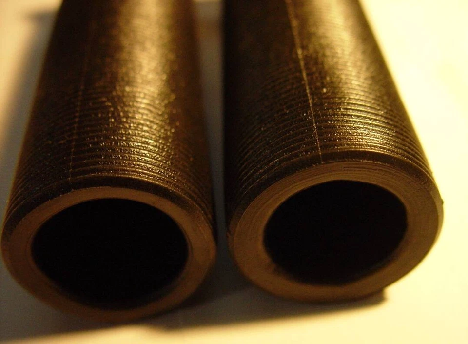 Empuñaduras de manillar BSA, Triumph, Norton, OIF, NEGRO escamas de metal, 7/8". Acanalado fino. Foto 4 de 4