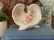 Lenox Guardian Angel Wings Baby Figurine Gift Excellent Newborn Gift