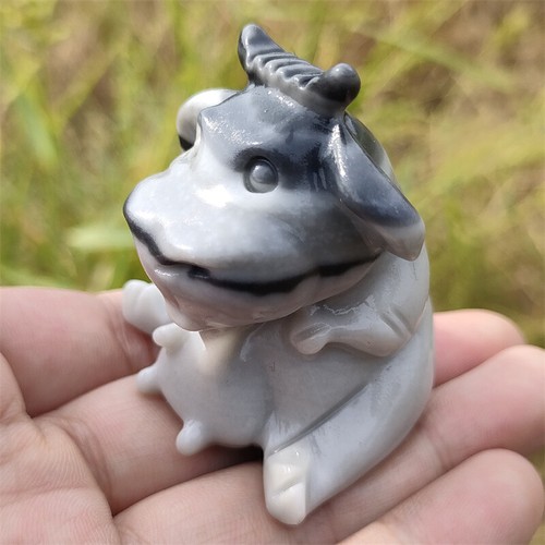 2.2" Natural Tai chi stone Carved Cow Quartz Crystal Skull Carving Gemstone - Picture 4 of 12