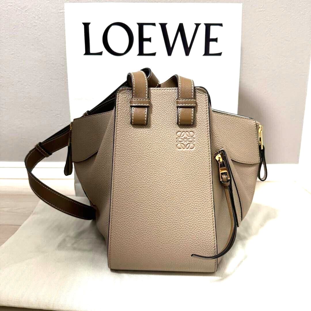 LOEWE ハンモック スモール サンドミンク