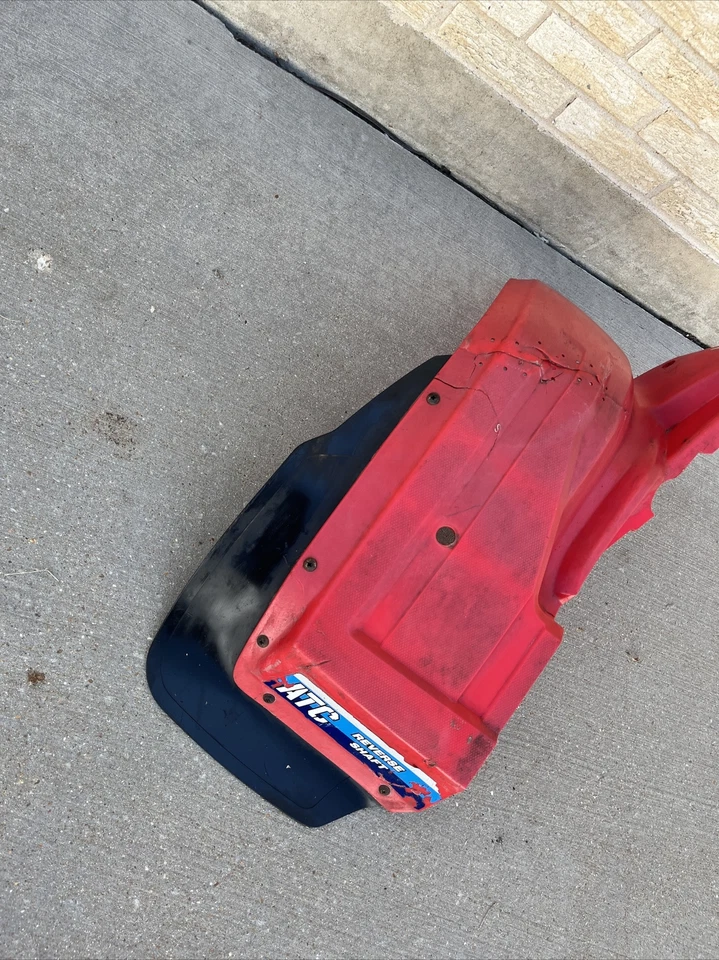 1984 Honda Big Red 200 Atc200es Rear Back Left Fender Mud Guard OEM ATC 200ES - Image 2 of 4
