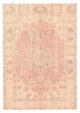 Traditional Vintage Hand-Knotted Oriental Carpet 6'5" x 9'3" Wool Area Rug