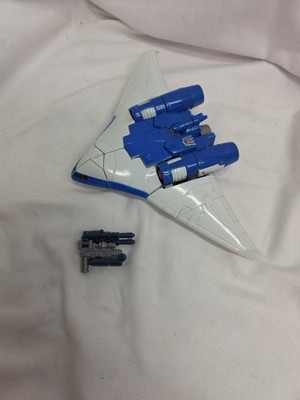 Hasbro Transformers Generations Deluxe Scourge 100% Complete