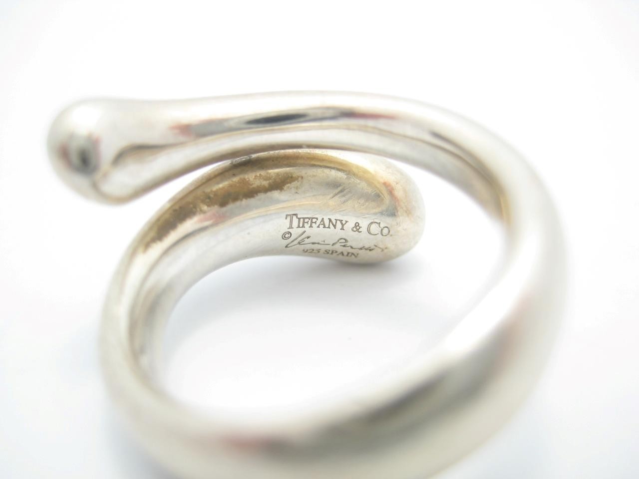 Tiffany & Co. Sterling Silver Elsa Peretti Teardrop Ring Size 5 - Pouch