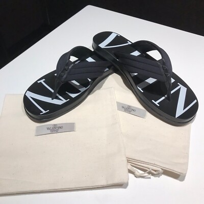 VALENTINO GARAVANI VLTN-Print Flip Flops Size EU 43 / US 10 Read VALENTINO GARAVANI VLTN-Print Flip Flops Size EU 43 / US 10 Read main image 4