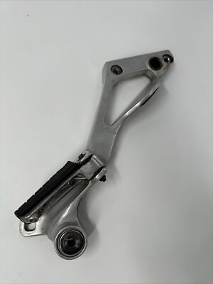Yamaha TDM 850 MK2 96-01 Soziuszapfen hinten & Halterung rechte Seite #D13