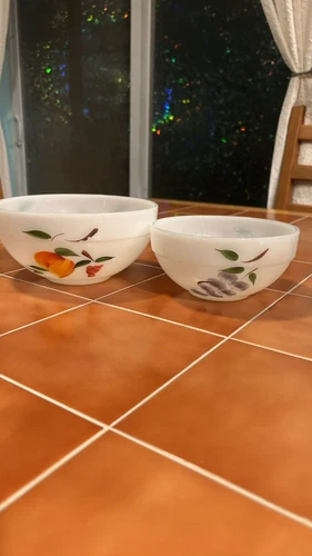 VTG Fire-King Gay Fad Milk Glass Bowls w/Painted Fruit 6" & 7 3/8" Set of 2