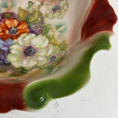 Vintage Ceramic Glass Scalloped Floral Flowery Leaves Pattern Serving Bowl - Picture 2 of 6