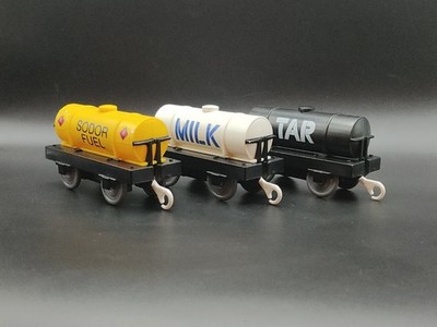 Trackmaster Milk - Teer - Sodor Fuel Tankers Thomas & Friends For Tomy 