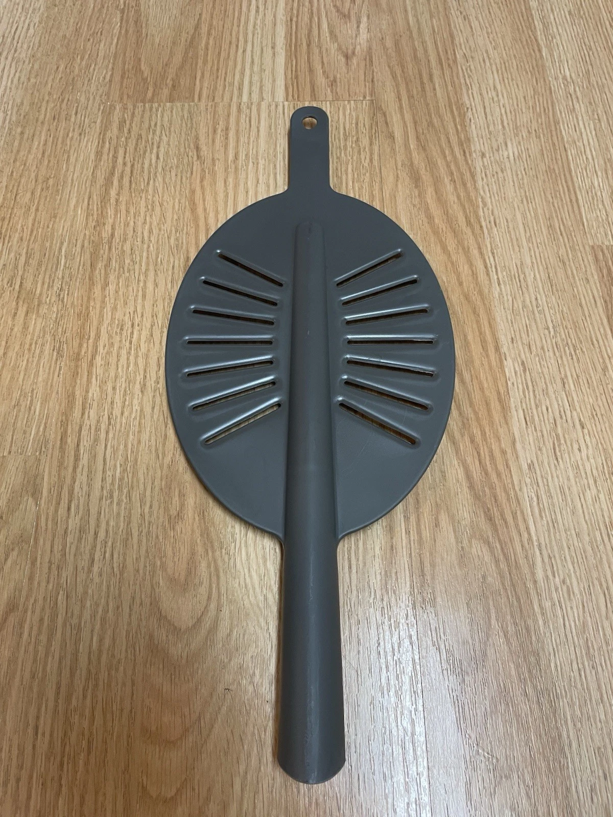 Pampered Chef Food Strainer #2406 Gray Nylon Flat Pan Pot Drainer, 16"