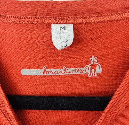 Men's smartwool L/S orange merino shirt size M (small hole) - Picture 3 of 8