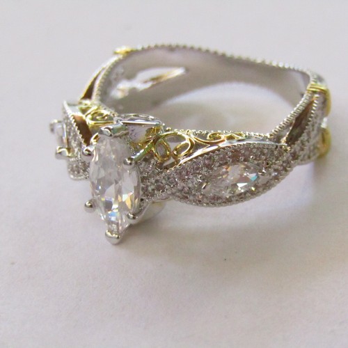 Set Anello Fidanzamento Rodio Fede Nuziale Moda Cristallo Misura 11 Zirconi Pietra - Foto 2 di 6