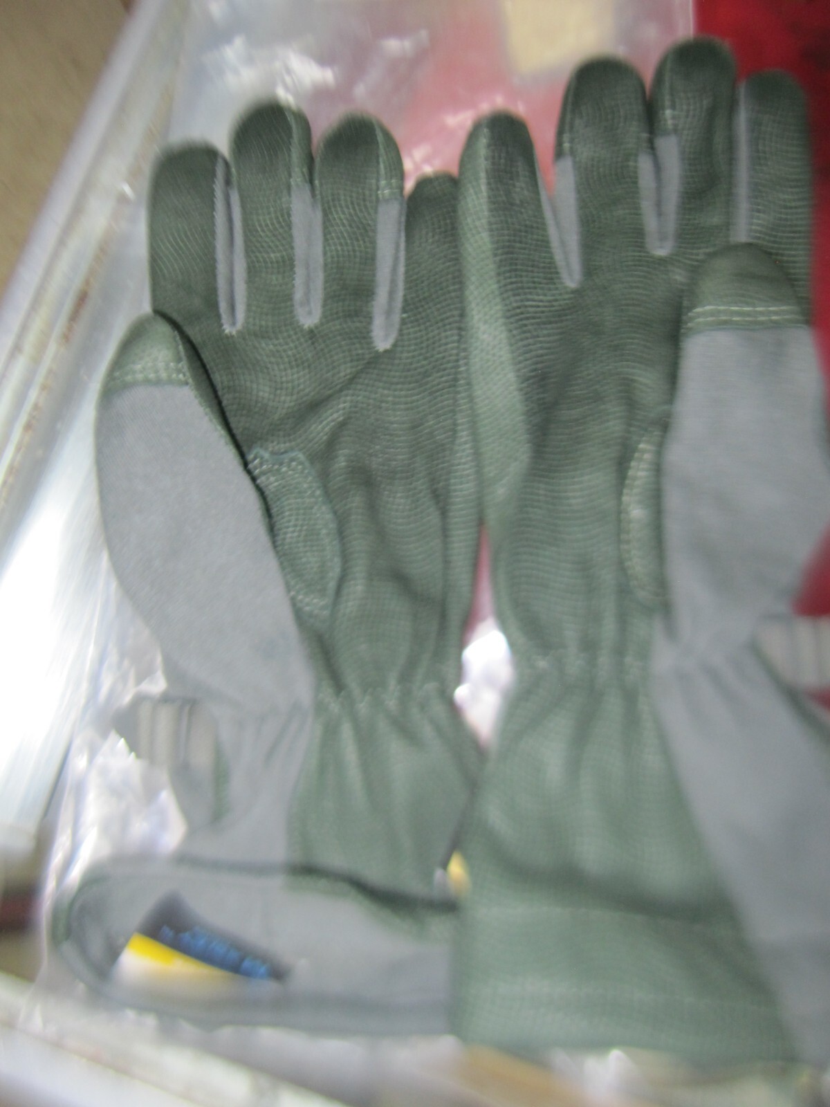 GLOVES, CWF COLD WEATHER FLYERS (SIZE: LARGE, NSN: 841501F005712)-image
