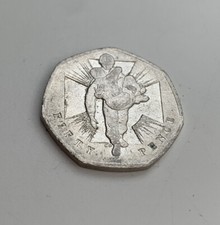 Rare Victoria Cross World War ll 2006 wounded soldier 50 pence coin