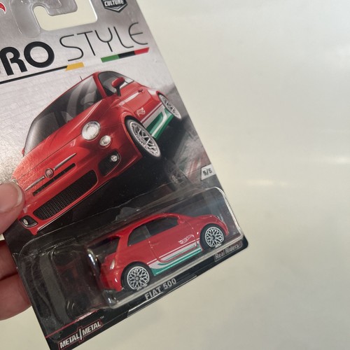 Hot Wheels Euro Style Fiat 500 Abarth Premium Car Culture Real Riders - Imagen 5 de 6