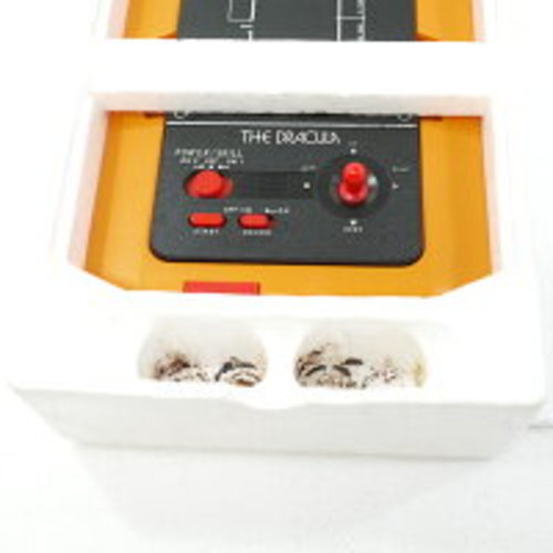 Jeu électronique Dracula Euro Toy Par Tsukuda - Vintage Orange, Rare, Fabriqué Au Japon